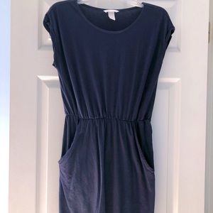 Navy blue dress with pockets